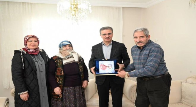 Şehit Gençoğlu dualarla anıldı