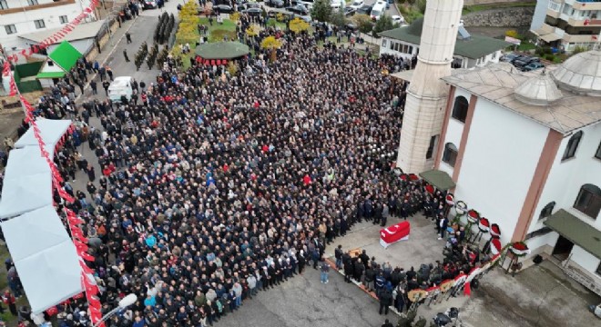 Şehit  Özcan dua ve gözyaşlarıyla uğurlandı