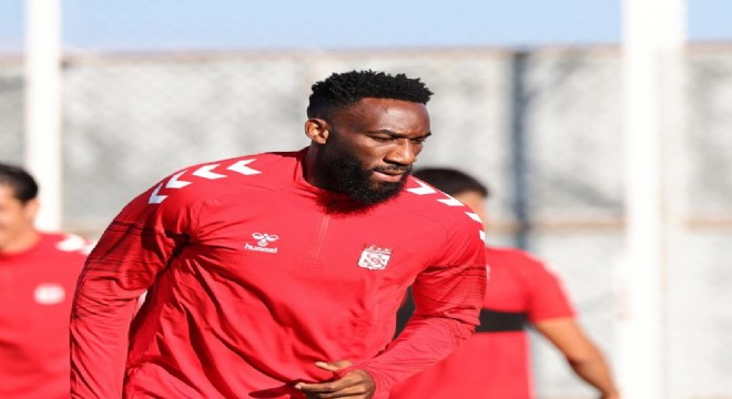 Sivasspor, Appindangoye’nin sözleşmesini yeniledi