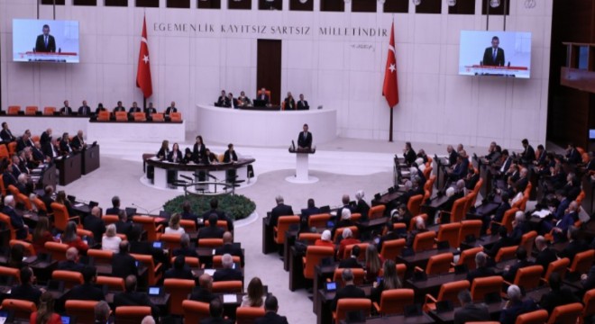 Sosyal medyaya 15 yaş düzenlemesi TBMM'de kabul edildi