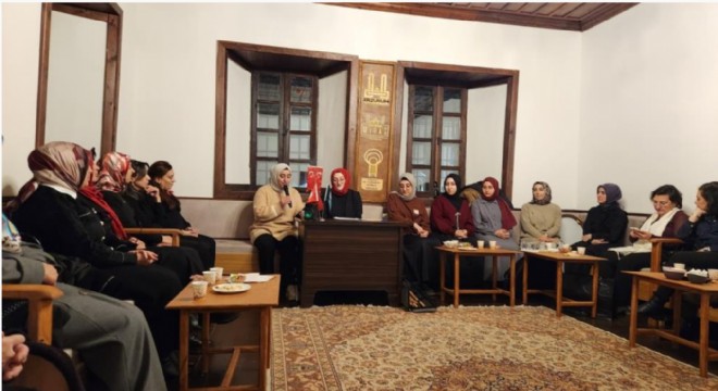 TDED'den 'Her Kadın Bir Şiirdir' programı