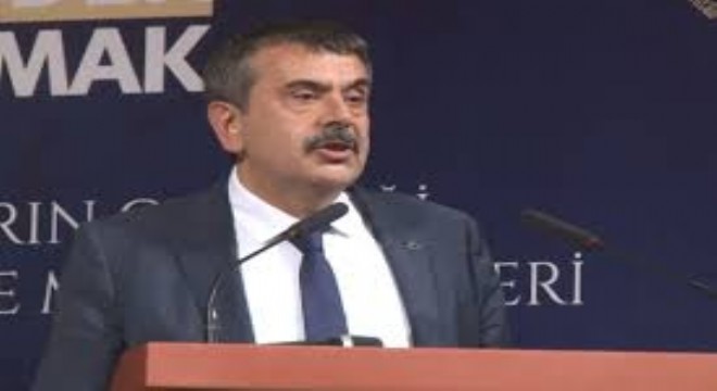 Tekin'den Özel'e tepki