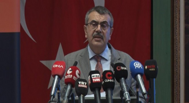 Tekin'den eğitim teknolojisi değerlendirmesi