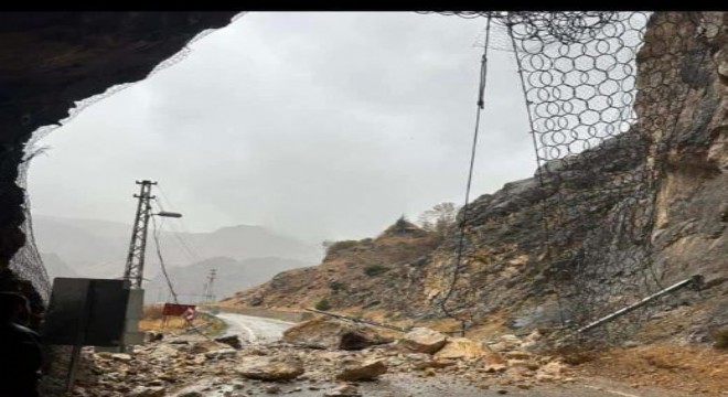 Tel örgü sistemi çöktü