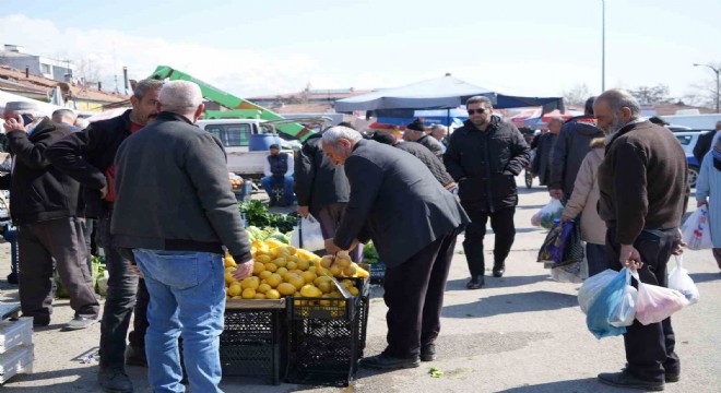Ticaret satış hacmi yıllık yüzde 4,5 azaldı