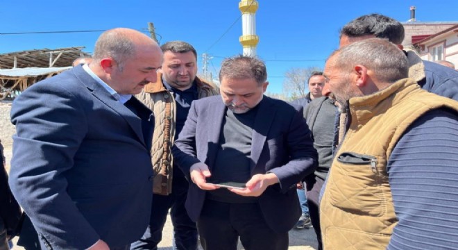 Uçar sahada, talepleri dinliyor