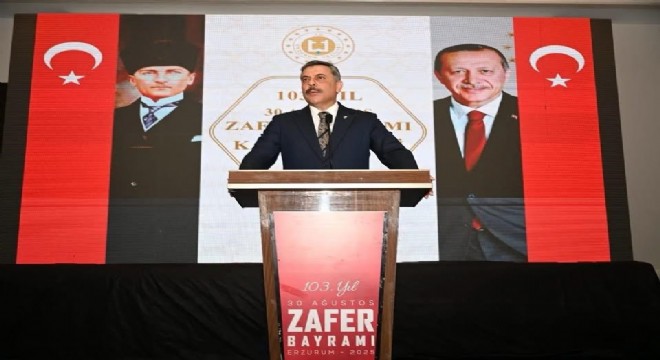 ‘Vatan sevgisi imandandır’