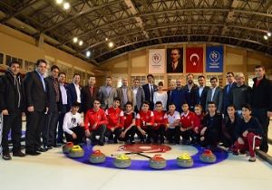 Curling Federasyonu Erzurum’da toplandı