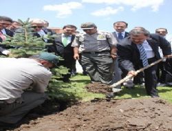 Bakan Eroğlu Doğu turunda