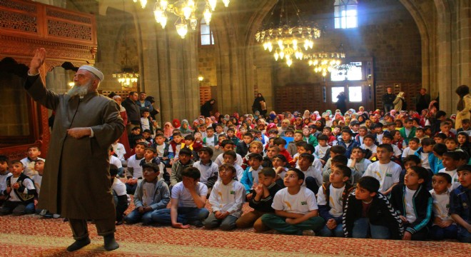 İlkokul öğrencileri EDEP le Cami’de buluştu