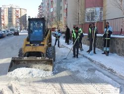Palandöken kara yoğunlaştı
