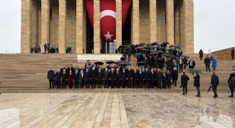 Anıtkabir'de 23 Nisan töreni