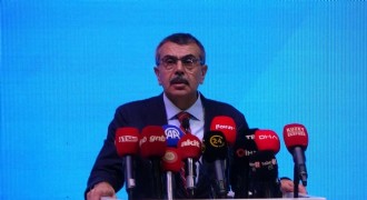 Bakan Tekin'den yapay zeka değerlendirmesi