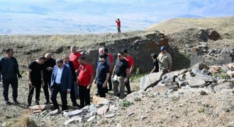 Baruş tabyalarda incelemelerde bulundu