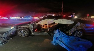 Bingöl'de otomobil bariyere çarptı: 2 ölü, 2 yaralı