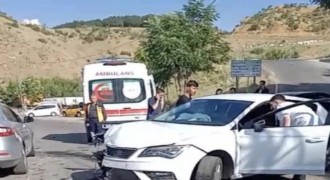 Bingöl yolunda trafik kazası: 2 yaralı