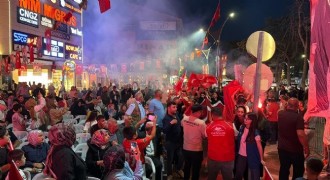 Bitlis Demokrasi nöbeti tuttu