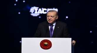 ‘Biz daha büyük hedeflerin peşinden koşuyoruz’