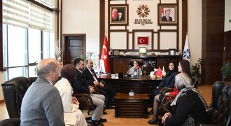 Çakmak, makamını Asya Mina’ya devretti