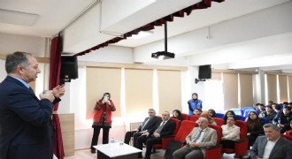 Çakmur 'Tecrübe Paylaşımı'nda bulundu