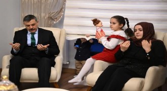 Çiftçi Şehit Kırık'ın ailesini ziyaret etti