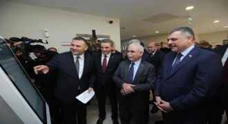 Çiftçi ve Özkaya Göç İdaresi Başkanlığındaydı