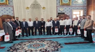 Din görevlileri hutbede yarıştı