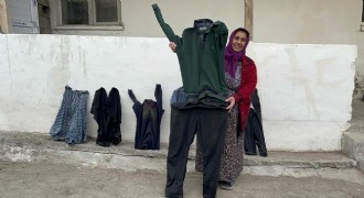 Dışarıya asılan çamaşırlar dakikalar içinde dondu