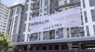 Dükkanlar boş kaldı, kiralık işyeri ilanları arttı