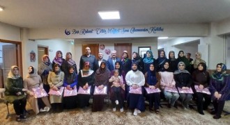 Engelleri aşarak Kuran-ı Kerim'i öğrendiler