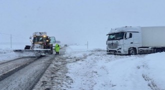 Erzincan - Erzurum yolunda tipi engeli