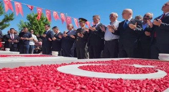 Erzurum'da 15 Temmuz Şehitleri dualarla anıldı