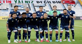 Erzurumspor sezona 29 futbolcuyla başladı