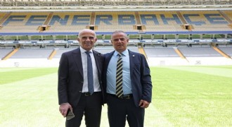 FB'de futbol direktörü Oğuz Çetin oldu