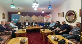 Gazeteciler Meslek Yasası bekliyor