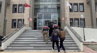 Jandarmadan göçmen kaçakçılığı operasyonu