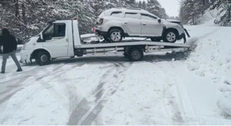 Kars’ta kar yağışı kazaya neden oldu