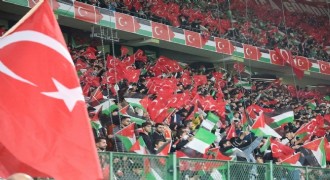 Konya'daki dostluk maçı berabere bitti