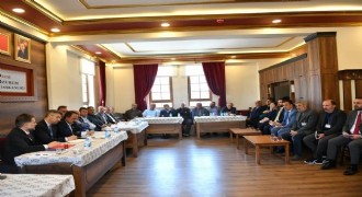 Küçükoğlu’ndan muhtarlarla istişare