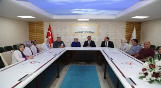Meral'den Palandöken'de sağlık hizmetleri denetimi