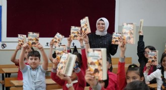 Minik yürekler hem okudu hem yazdı