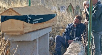 Nermin Tirit gözyaşları ve dualarla uğurlandı