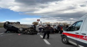 Pasinler yolunda trafik kazası: 4 yaralı