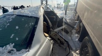 Patnos yolunda trafik kazası: 1'i ağır 2 yaralı