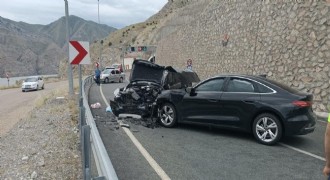 Pirinkayalar Tüneli çıkışında kaza: 4 yaralı