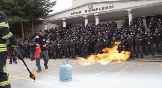 Polis adaylarına yangın eğitimi verildi