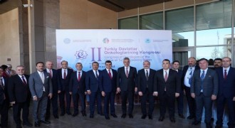 Rektör Hacımüftüoğlu, 2’nci Türk dili konuşan devletler onkologlar kongresine katıldı