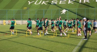 Rizespor yeni sezon mesaisini sürdürüyor