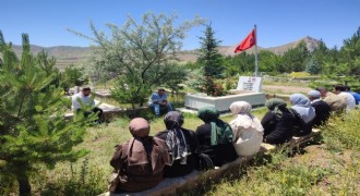 Şehit Bayracı dualarla anıldı