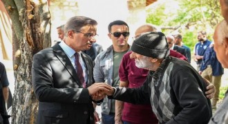 Şehitlere vefa
